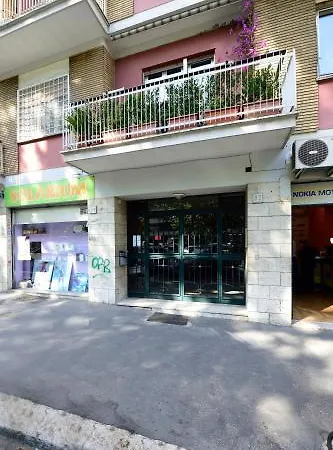 Madi Hotel Rome